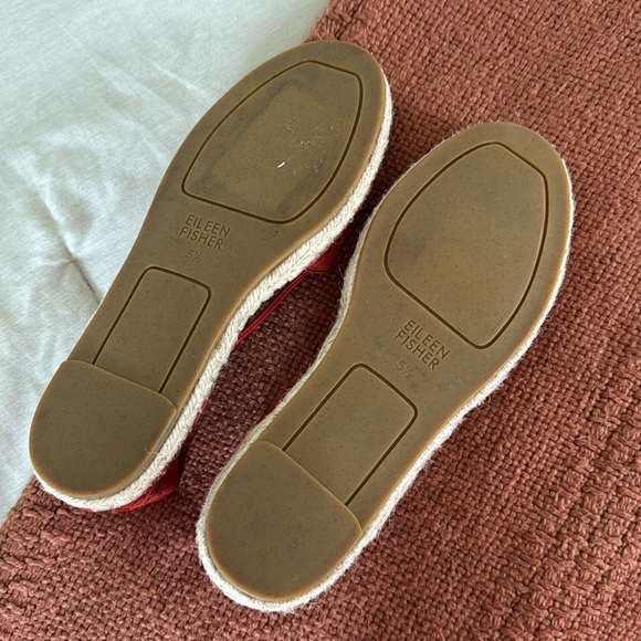 Eileen Fisher "Lee" Sandal, Chili - Size 5.5 - Picture 5 of 7